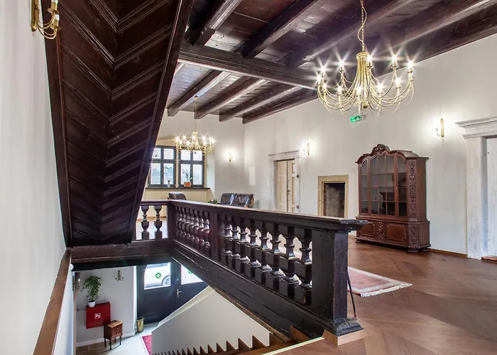 Dwor Фермерский дом *